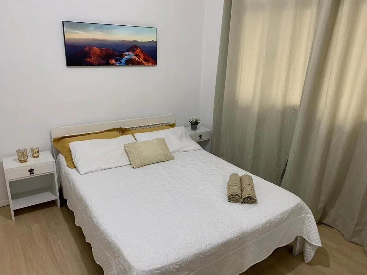 Apto Na Av Brasil Frente Ao Shopping,4Min Da Praia Balneário Camboriú Apartamento